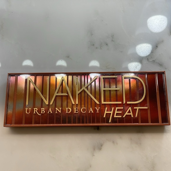 Urban Decay Naked Heat Matte Eyeshadow Palette Versatile Copper Eyeshadow Shades - Picture 8 of 13
